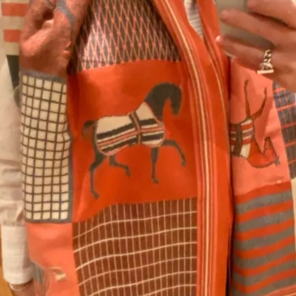 ⭐+15*HP⭐Elegant Cashmere Shawl⭐ - Picture 5 of 15